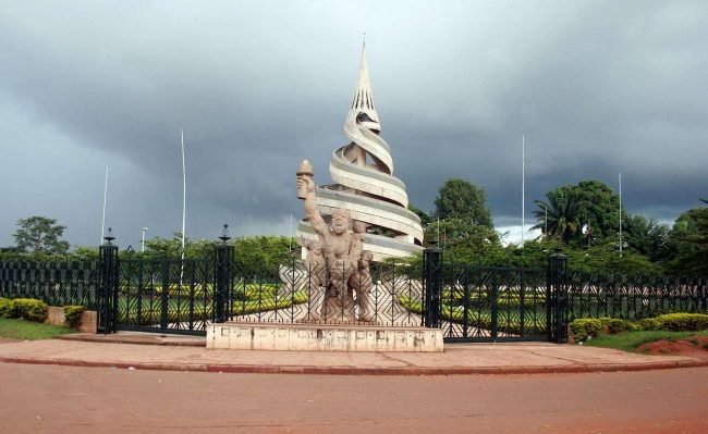 1280px-Monument_Reunification_6