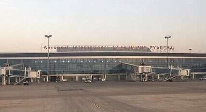 633px-Aéroport_International_GNASSINGBE_EYADEMA